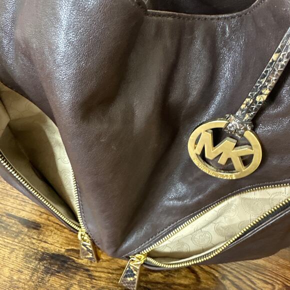 MICHAEL KORS Brown Matilda Shoulder Tote - Picture 10 of 11